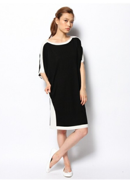 美品★3万ツモリチサト今季ワンピース黒白フラボアネネット今期