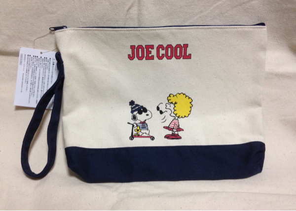 Usjスヌーピー クラッチ バッグ かばん ビッグ ポーチ クラッチバッグ パーティバッグ 売買されたオークション情報 Yahooの商品情報をアーカイブ公開 オークファン Aucfan Com