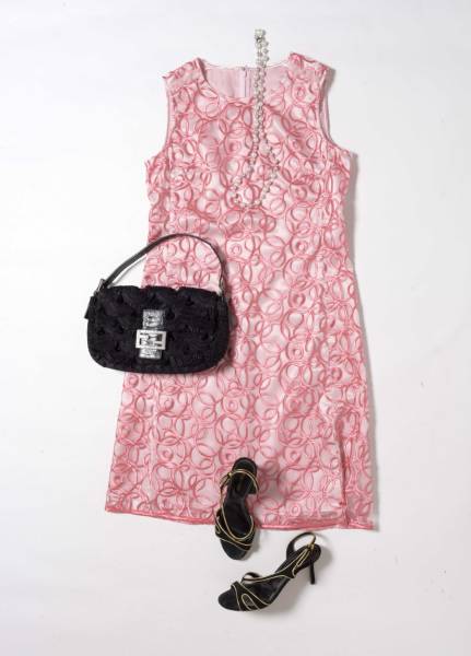 U by ungaro♪サークル刺繍オ―ガンジートランスパレントワンピ