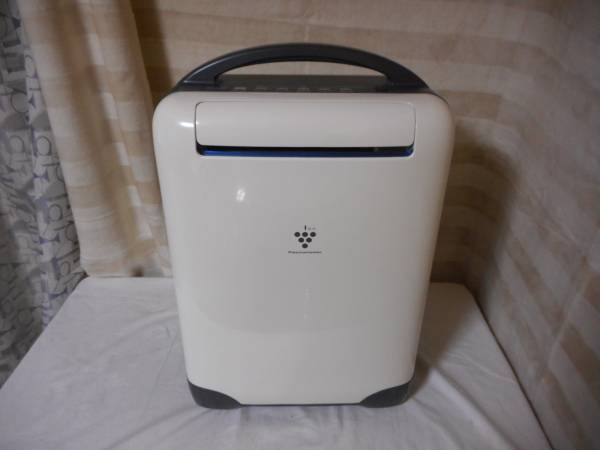 送料￥600～　シャープ 冷風 衣類乾燥除湿機 CV-T71CH-W