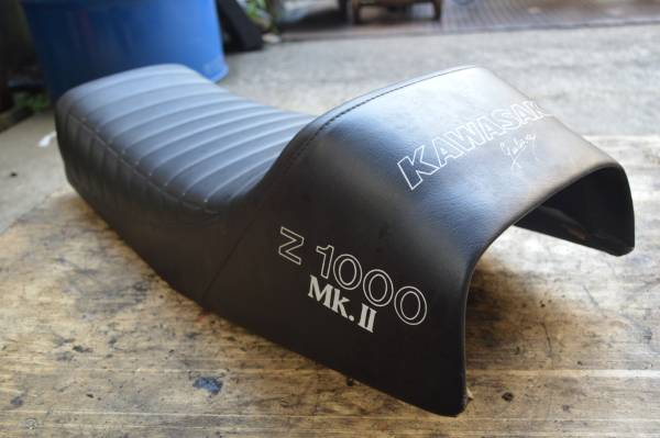z1000mk2 ジュリアーリシート 【公式通販】