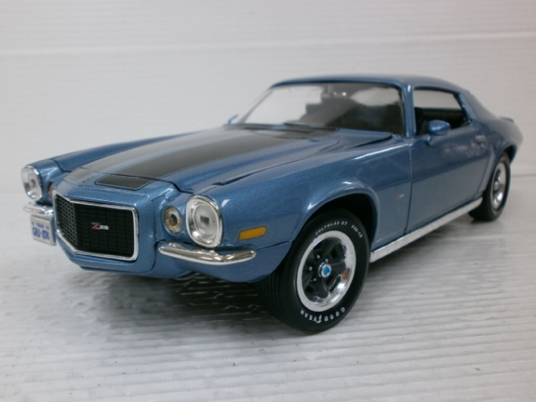 アメリカンマッスル 1/18 カマロ Z28 1970 2500個限定(1331-308)