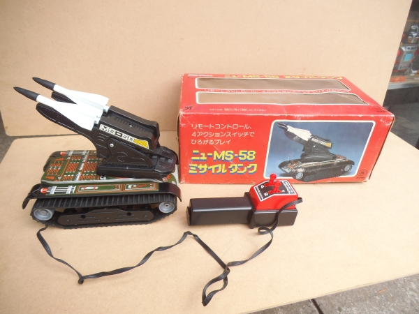 ニューＭＳ－５８ミサイルタンク　マスダヤ箱付き美品動きます
