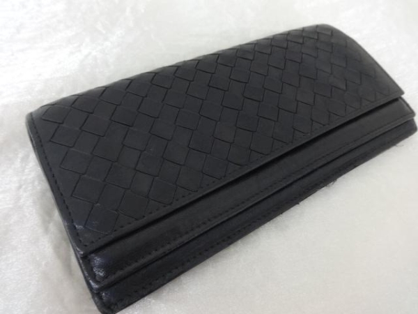 ボッテガヴェネタ 黒レザーWホック長財布 8-098