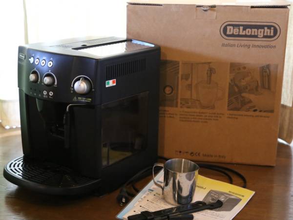 デロンギ 全自動エスプレッソマシン ESAM1000SJ 少しジャンク 箱