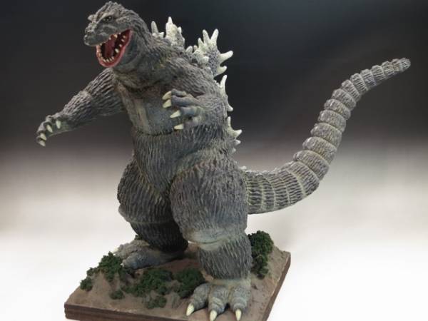 パラダイス　熱海城キンゴジ　ソフビキット完成品　ベース付