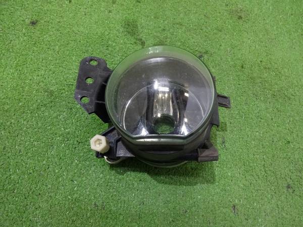 BMW 3シリーズ E90 E91 純正フォグランプ右 2259