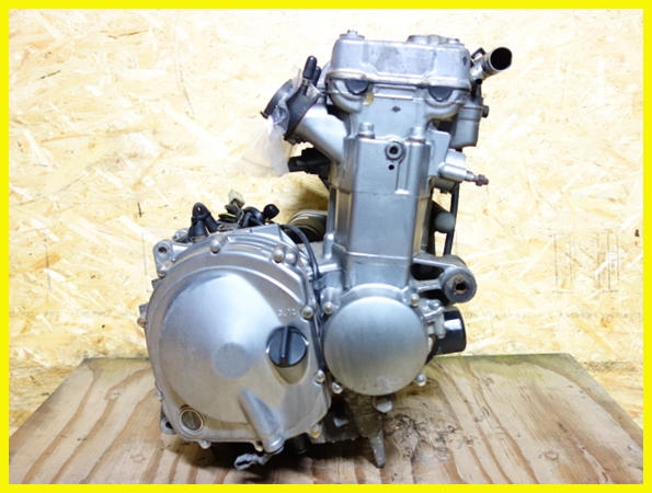 ZZR400が君臨した堂々17年のメインストリーム！このバイクに