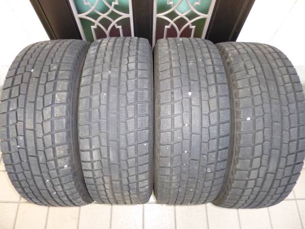 ヨコハマ　２１５/５５Ｒ１７　iＧ２０　中古４本！
