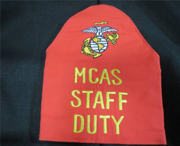 驚きの破格値，人気 珍品 アメリカ海兵隊 腕章 MCAS STAFF DUTY ベトナム戦争(制服)｜売買されたオークション情報、yahooの商品情報をアーカイブ公開 - オークファン 制服