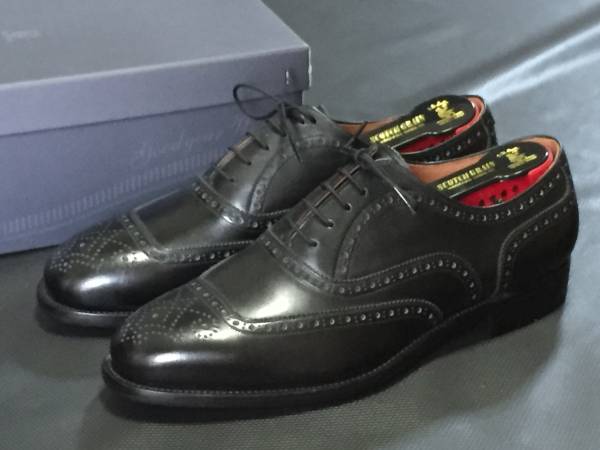 スコッチグレイン黒フルブローグ メダリオン 25.5EEE U ウイング