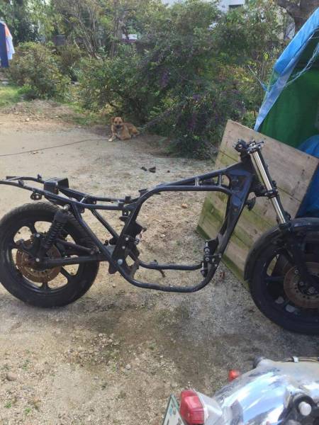 カワサキ z1000j 書無しフレーム足回りセット