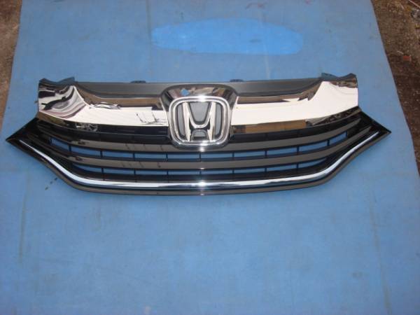ホンダ シャトルハイブリッド Gp7 純正フロントグリル 新車外し フロント 売買されたオークション情報 Yahooの商品情報をアーカイブ公開 オークファン Aucfan Com
