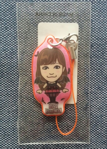 E-girls 鷲尾伶菜 ハロウィンクリーナー_1