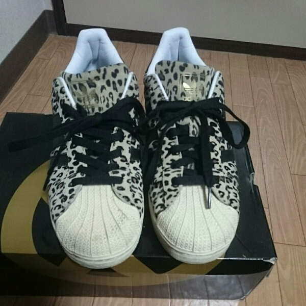 アディダス スニーカー ⁄ レオパード ヒョウ柄 スーパースター adidas