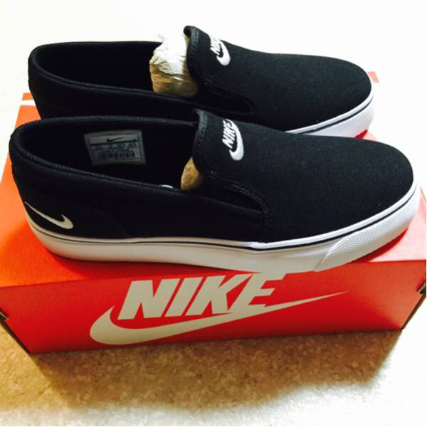 新品 NIKE TOKI SLIP CANVAS 6.5 JP23.5 実際のサイズ23