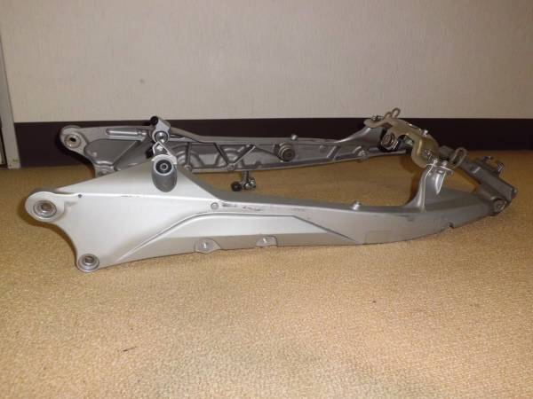 CBR600RR　PC40　シートレール