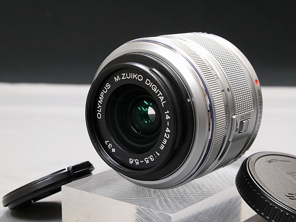 □382美品☆オリンパス M.ZUIKO 14-42mm ⅡR 銀□ OLYMPUS 標準ズーム