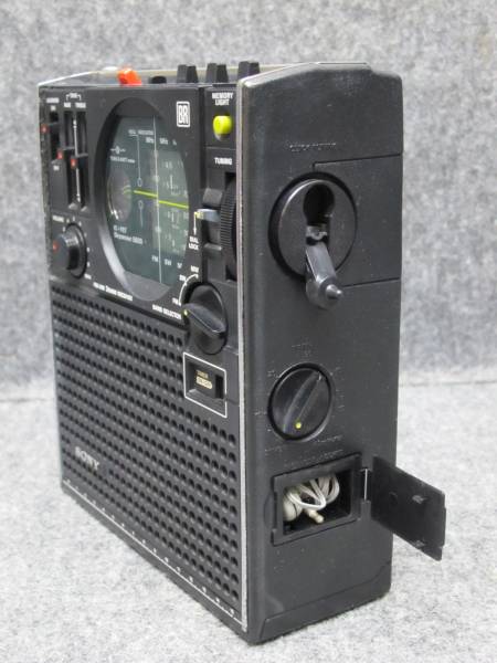 ◇ソニー スカイセンサー ICF-5600 BCLラジオ 【多少難あり】