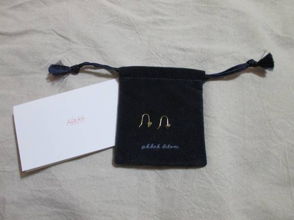 ☆アーカーAHKAH シャボンハート ピアス ☆カラー・・・ゴールド