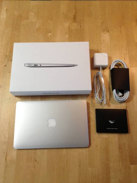 Apple MacBook Air 11インチ 128GB MD711J/B (Early 2014) MacBook Air