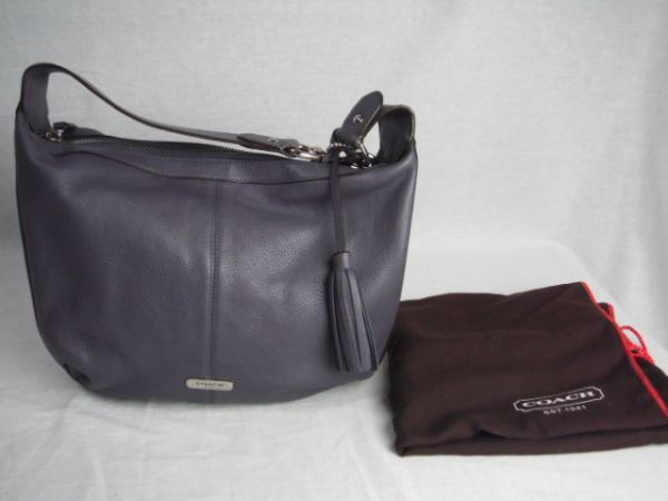 686 コーチ エイブリィ レザー スモール ホーボー COACH 美品