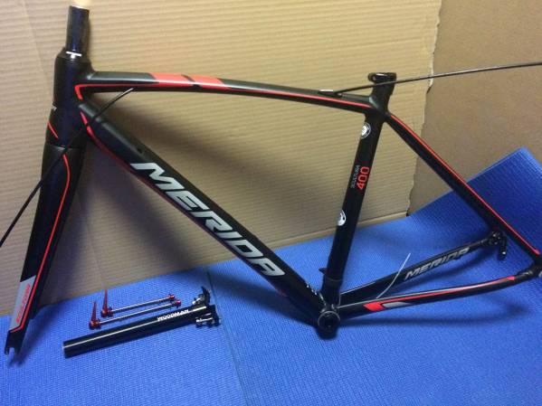 即★2015 MERIDA 470サイズ 【超軽パーツ3点付 CP/QR/BB】美品★