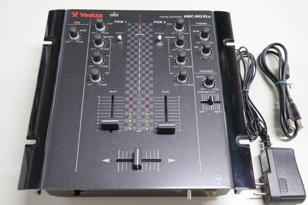 ◆中古品◆Vestax VMC-002XLu DJミキサー