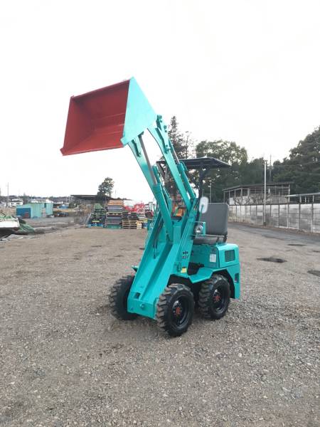 タイヤショベル、ミニローダーコマツSK04