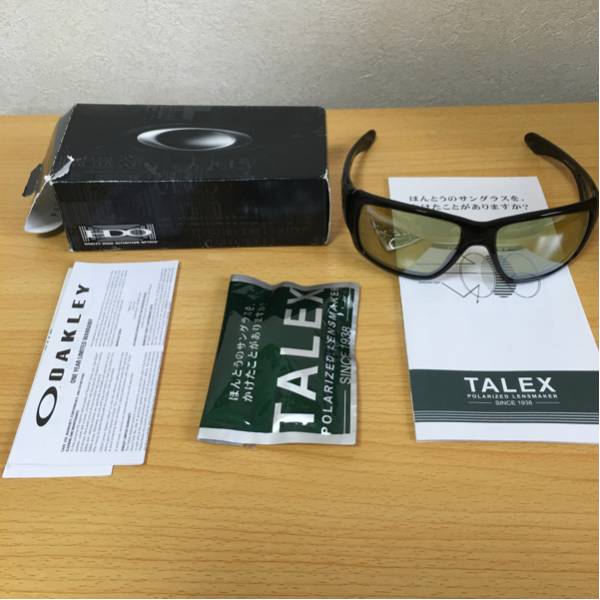 美品中古 オークリー（ビッグタコ）タレックス イーズグリーン