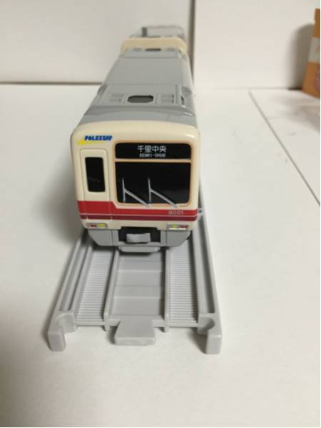 スルッとKANSAI GOGOトレイン 北大阪急行8000型 2両編成(鉄道模型