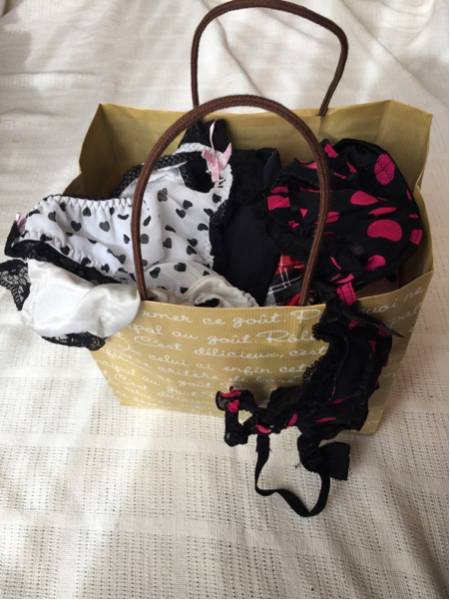 フェチ様☆タンスの整理品☆お得な ブラパンティーセット10枚！