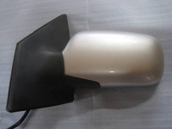 ◆SCP10 ヴィッツ 純正 左 ドアミラー シルバー 5ピン