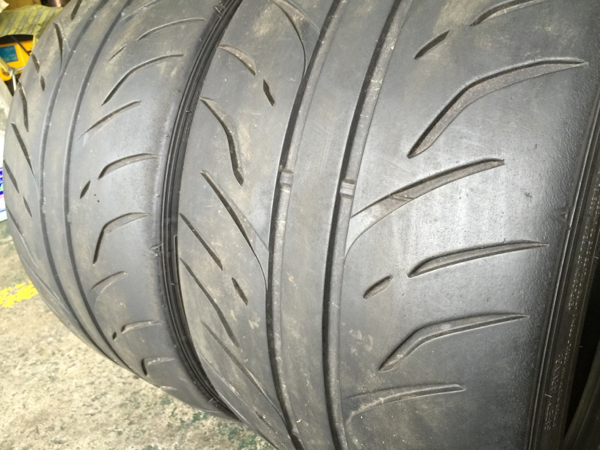 ダンロップ ディレッツァZ2 スタースペック 295/30-18