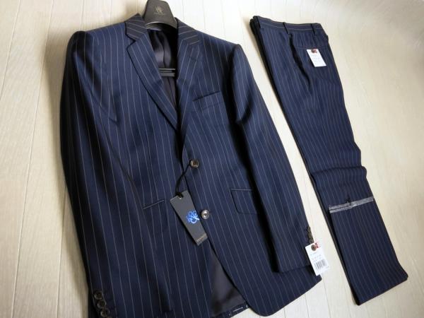 7409◆ケント＆カーウェン◆9万 日本製絹混ストライプスーツ紺A7