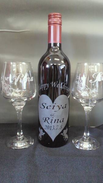 ネーム彫刻ワイン＆ワイングラス3点セット☆開店、周年のお祝い