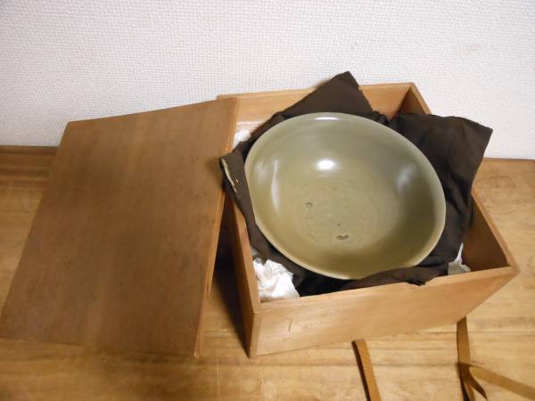 天龍寺青磁草花文鉢 元時代 真作保証 見込みにフリモノ xbkgix 【公式