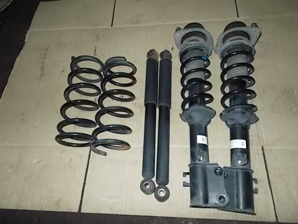 A DA62W エブリイワゴン 純正サスペンション サス ショック