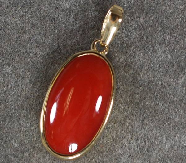 ￥100～18金　綺麗な血赤珊瑚ナチュラル 高知県産ペンダント