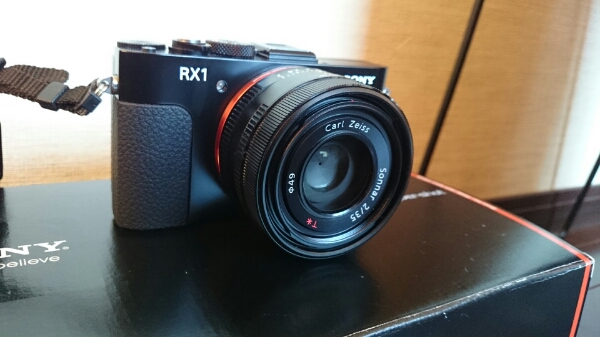 SONY RX1 ヨドバシ延長保証2年付き 付属品完備 500ショット程度 カメラ