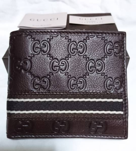 送料込み　新品　GUCCI　二つ折り財布　ダークブラウン