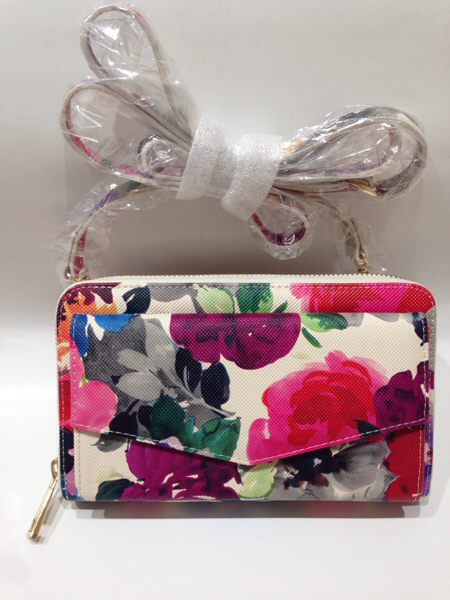 【新品】大人気！しまむら お財布ショルダー 水彩画風 花柄 完売