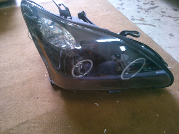 C157　トヨタ　30系ハリアー　ヘッドライト右　加工品