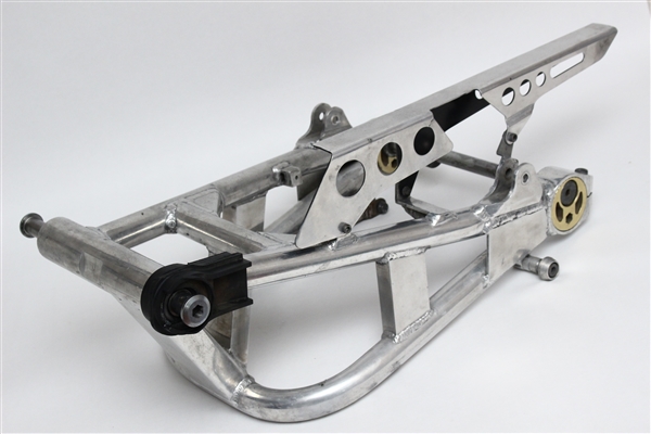ZRX1100◆スイングアーム　補強入り◆ZRT10C-014 スイングアーム ZRX1100 | 1本 0 S&frasl;A・スタビ補強TYPE