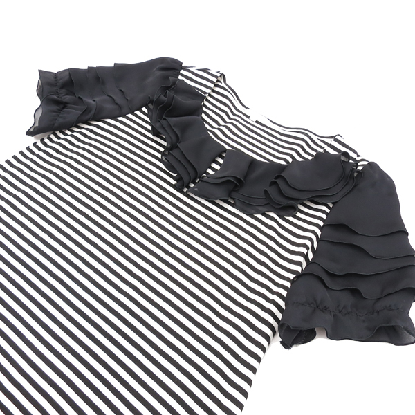 美品 TO BE CHIC トゥービーシック ボーダーフリルチュニック 3 to be