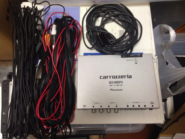 カロッツェリアの4ch地デジチューナ GEX-900DTV