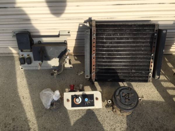 後付け　汎用　エアコンキット　12V　FL302