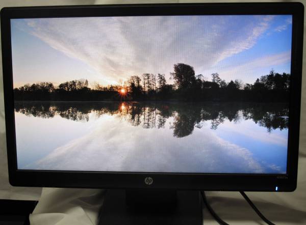 HP W2072a 20インチ ワイドLEDモニター USED