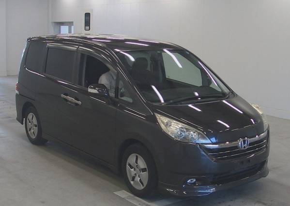 ステップワゴン　両側パワスライドドア　インターナビ　Bカメラ