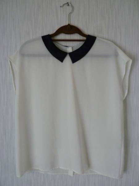 トゥモローランド　ボールジー　ブラウス　フレンチスリーブ